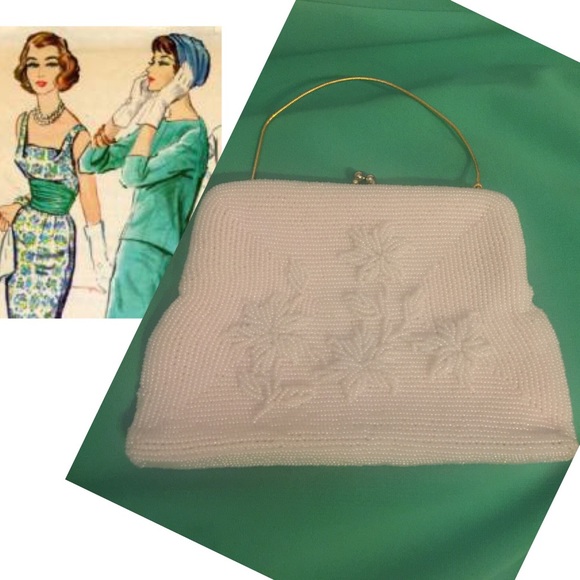 1950s mint condition beaded pinup bag♥️ - Picture 3 of 8